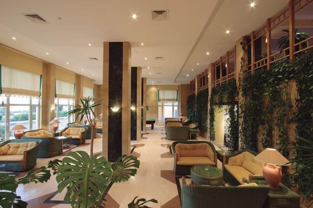 Sea Garden Hotel - Lobby Lounge