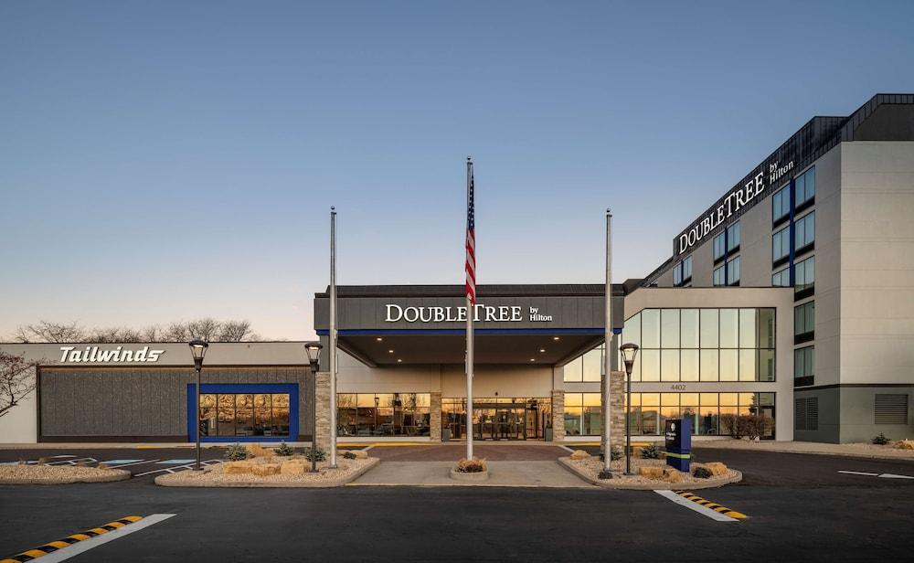 DoubleTree by Hilton Madison East - Exterior
