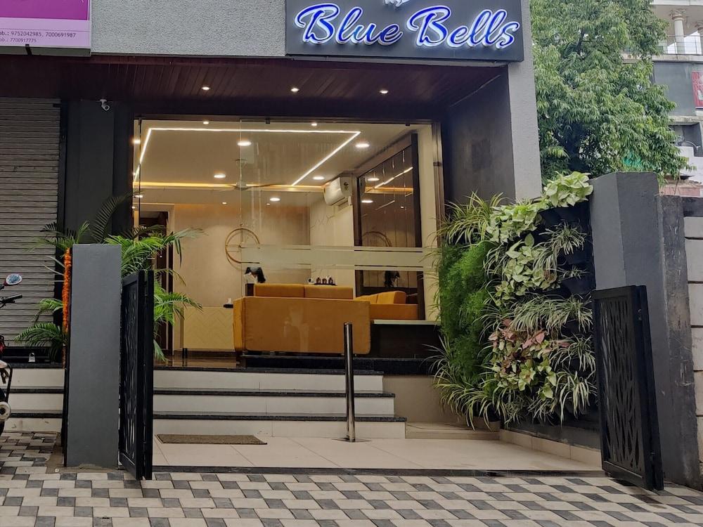 Hotel Blue Bells - Exterior