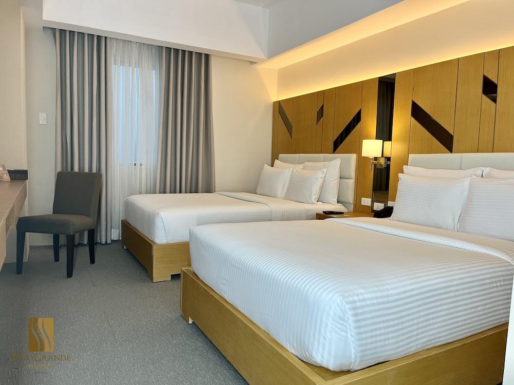 Sotogrande Davao Hotel - Room