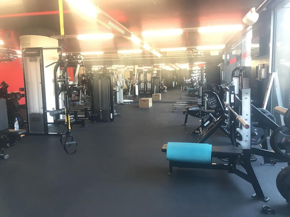 1866 Court & Suites - Fitness Facility