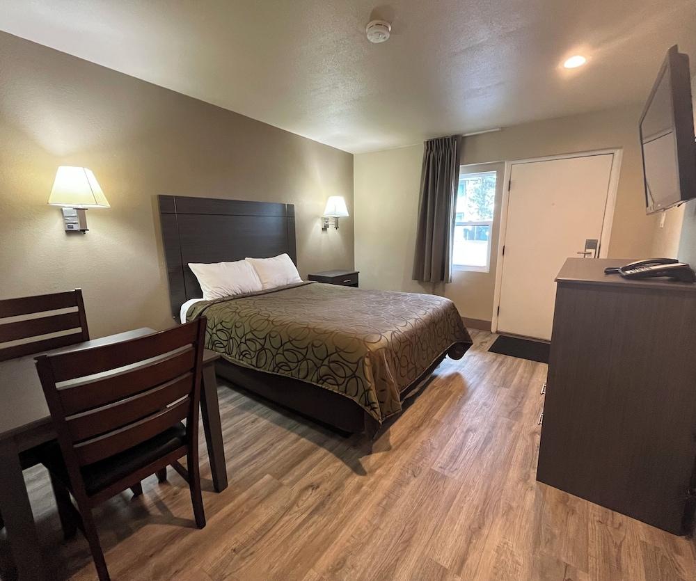 Mountain View Inn - Room