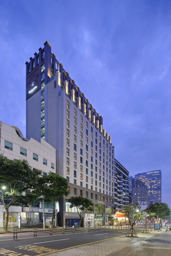 Jeju Central City Hotel - Exterior