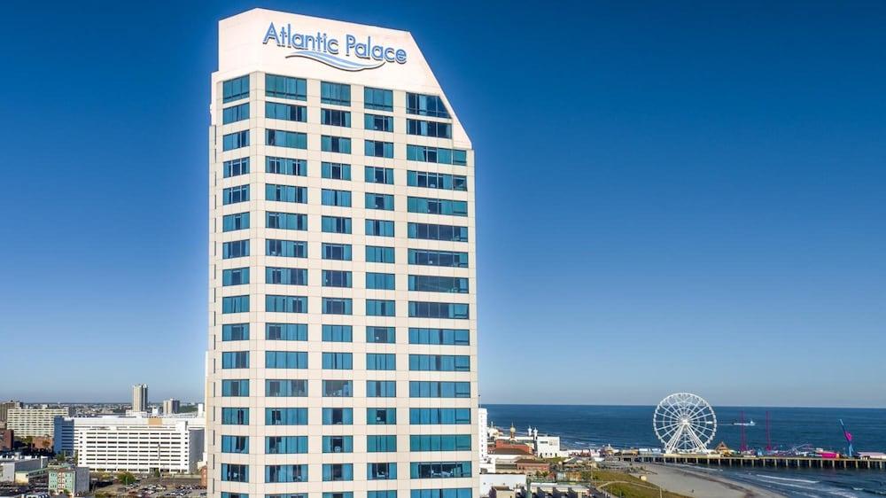 Boardwalk Resorts Atlantic Palace - Exterior
