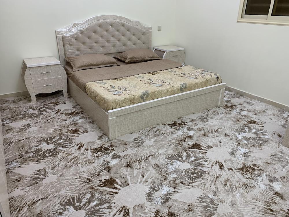 Al Rawda Apartments - Room
