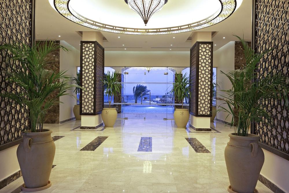 Royal Star Beach Resort - Lobby