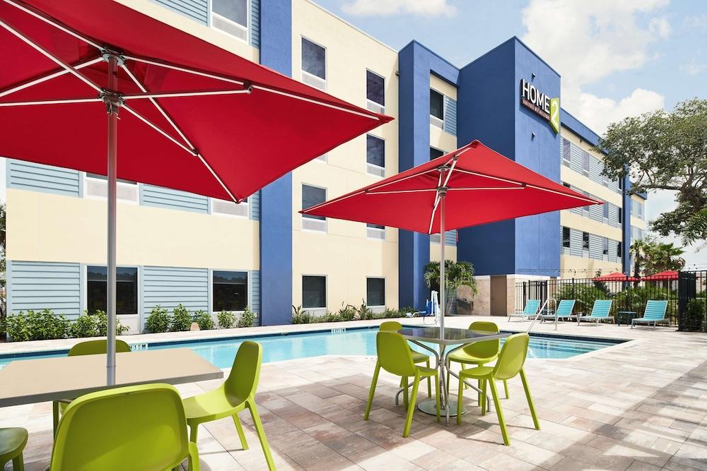 Home2 Suites by Hilton Palm Bay Melbourne I 95 - Pool