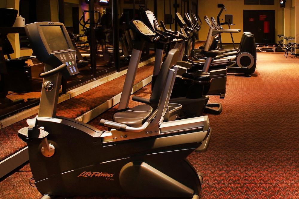 The Claridge Hotel - Fitness Facility