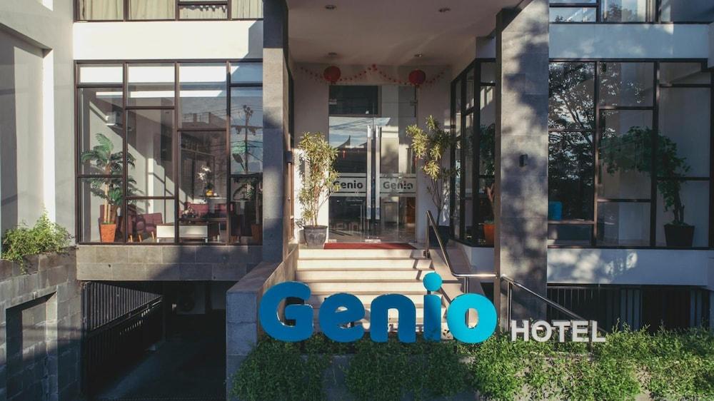 Genio Hotel Manado - Exterior