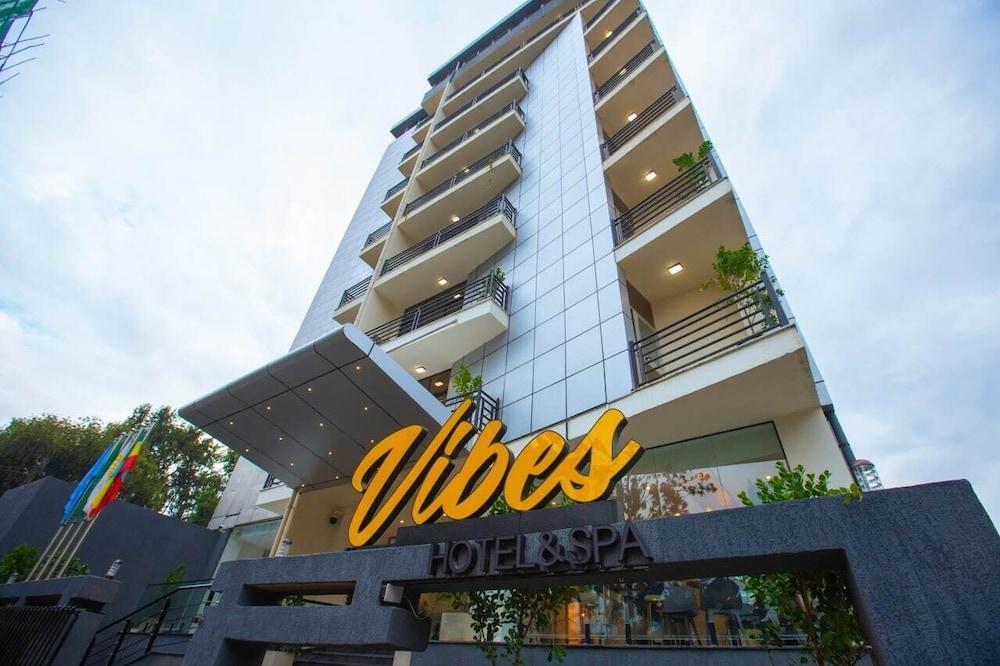 Vibes Hotel & Spa - Featured Image