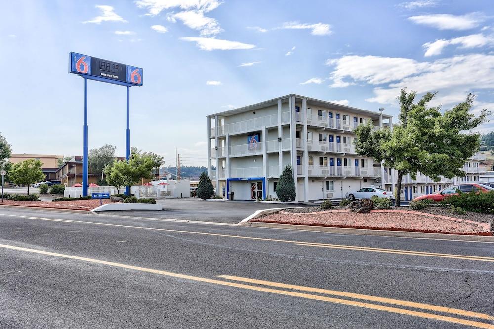 Motel 6 Flagstaff, AZ - East - Featured Image