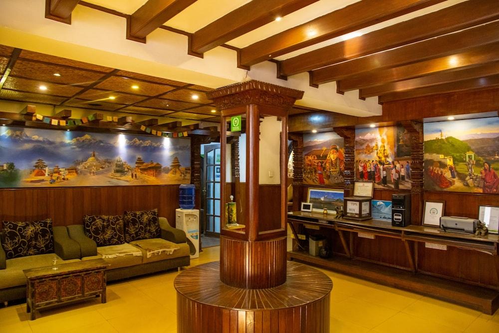 Hotel Ganesh Himal - Interior