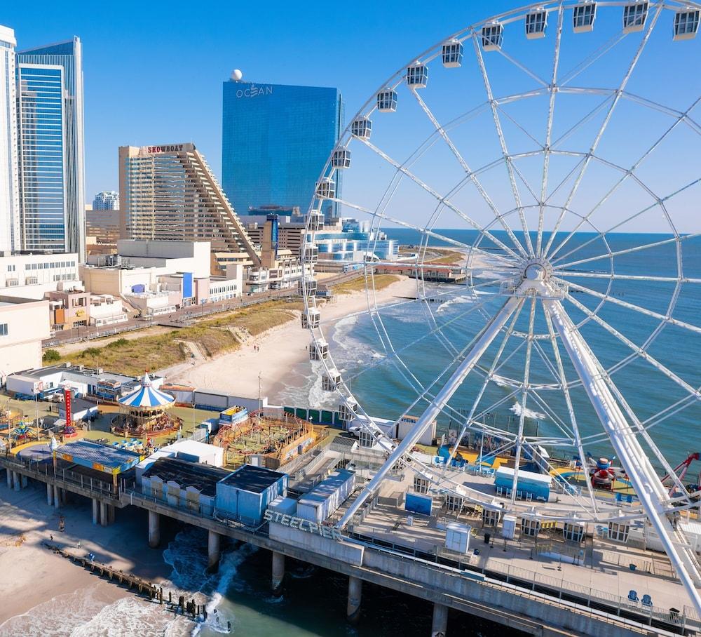 Showboat Hotel Atlantic City - Aerial View