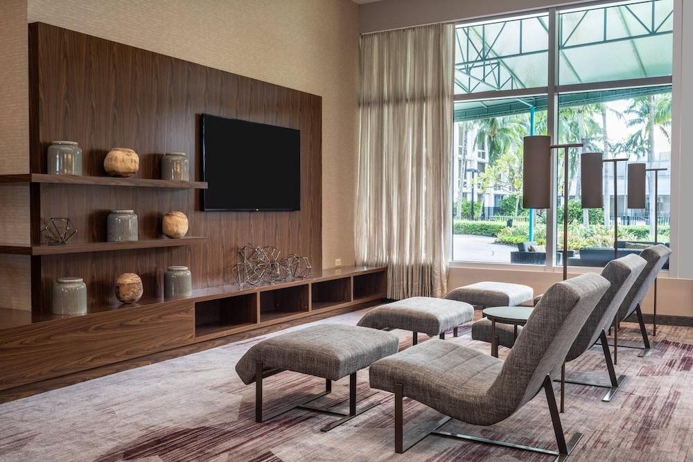 Courtyard by Marriott Miami Airport - Lobby Lounge