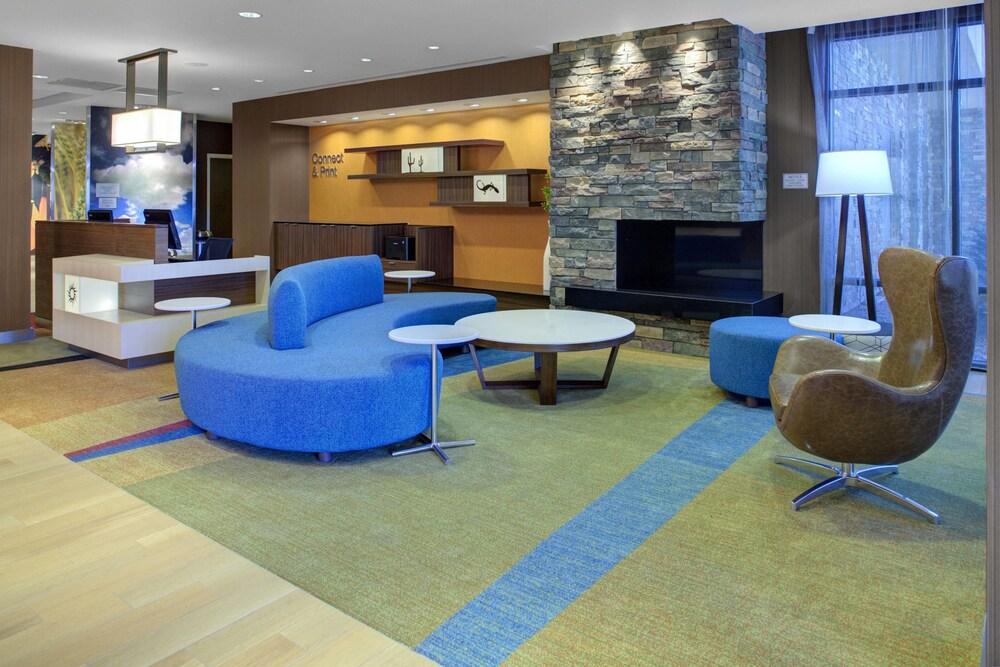 Fairfield Inn & Suites by Marriott Flagstaff Northeast - Lobby