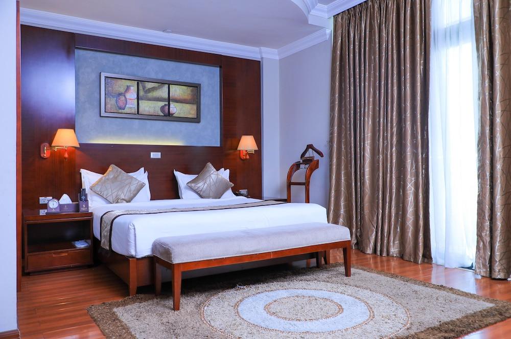 Sidra International Hotel - Featured Image