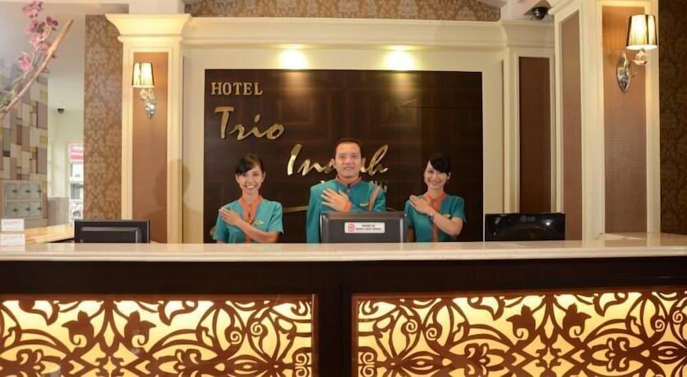 Hotel Trio Indah 2 Malang - Reception