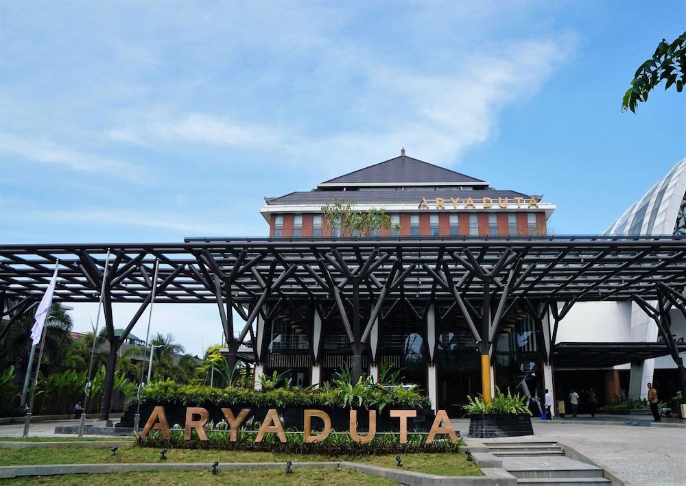 Aryaduta Bali - Interior Entrance