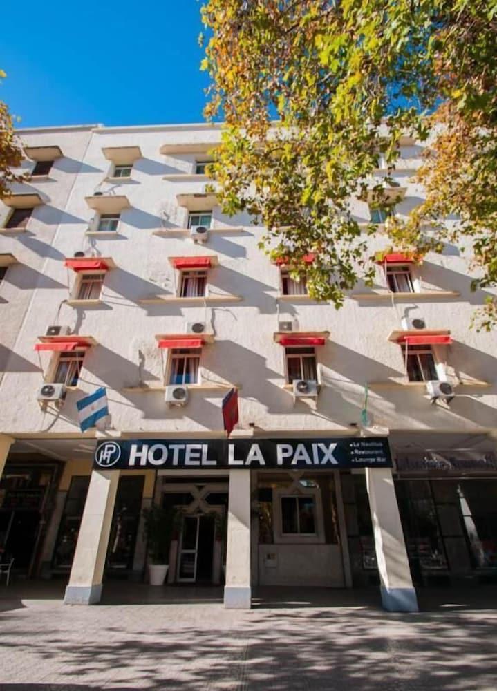 Hotel De La Paix - Exterior
