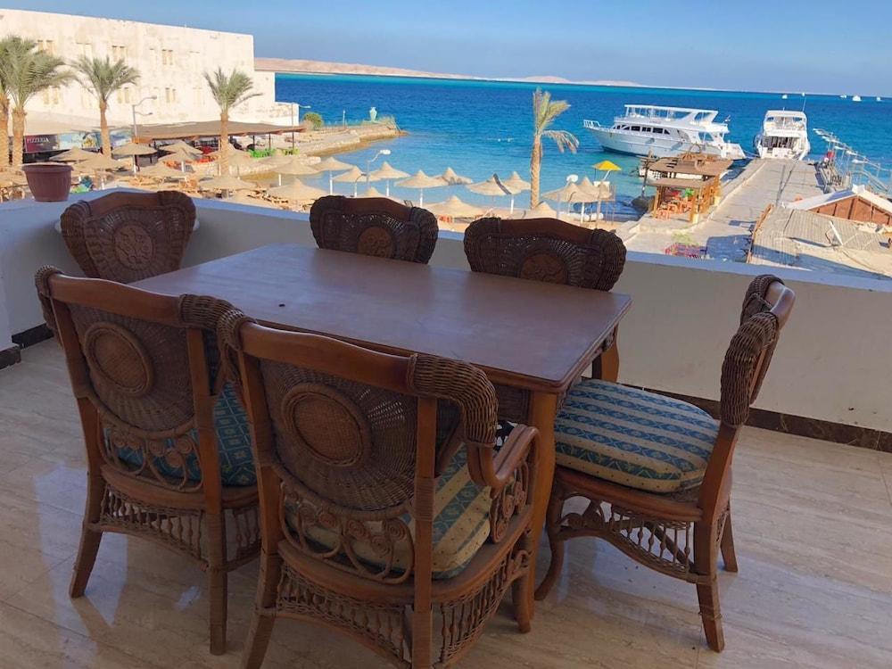 Sea view Studio at heart of Hurghada - Featured Image