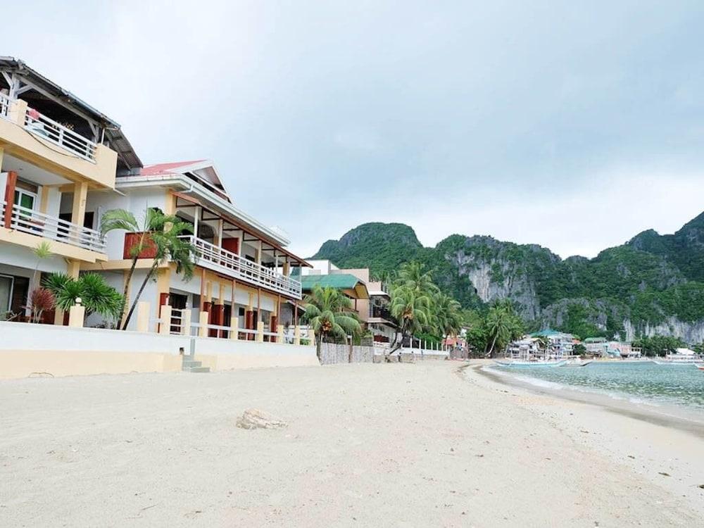 El Nido Beach Hotel - Featured Image