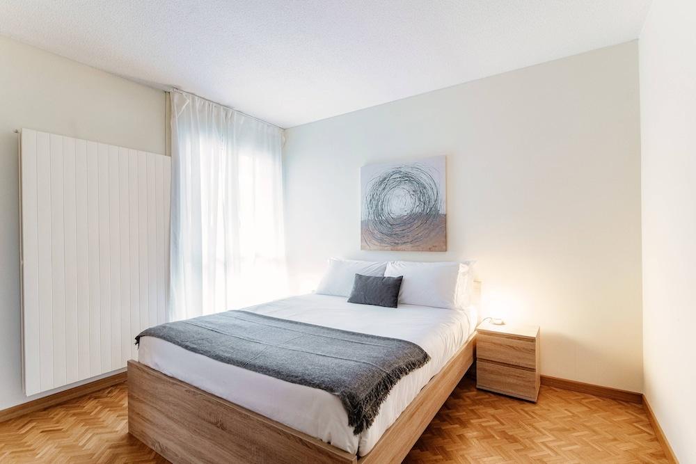 Pazzallo Apartments - Room