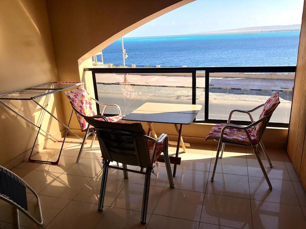 Cosy & Cute Studio at The Views Hurghada Waterside - Featured Image