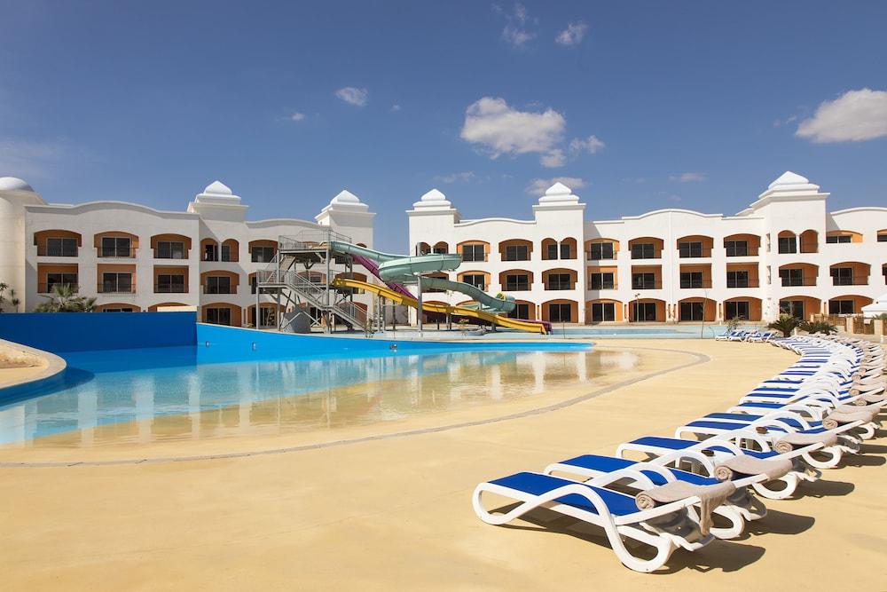 Naama Waves Hotel - Outdoor Pool