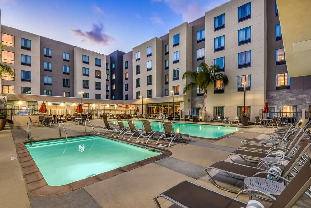 Homewood Suites by Hilton Anaheim Resort – Convention Center - Pool