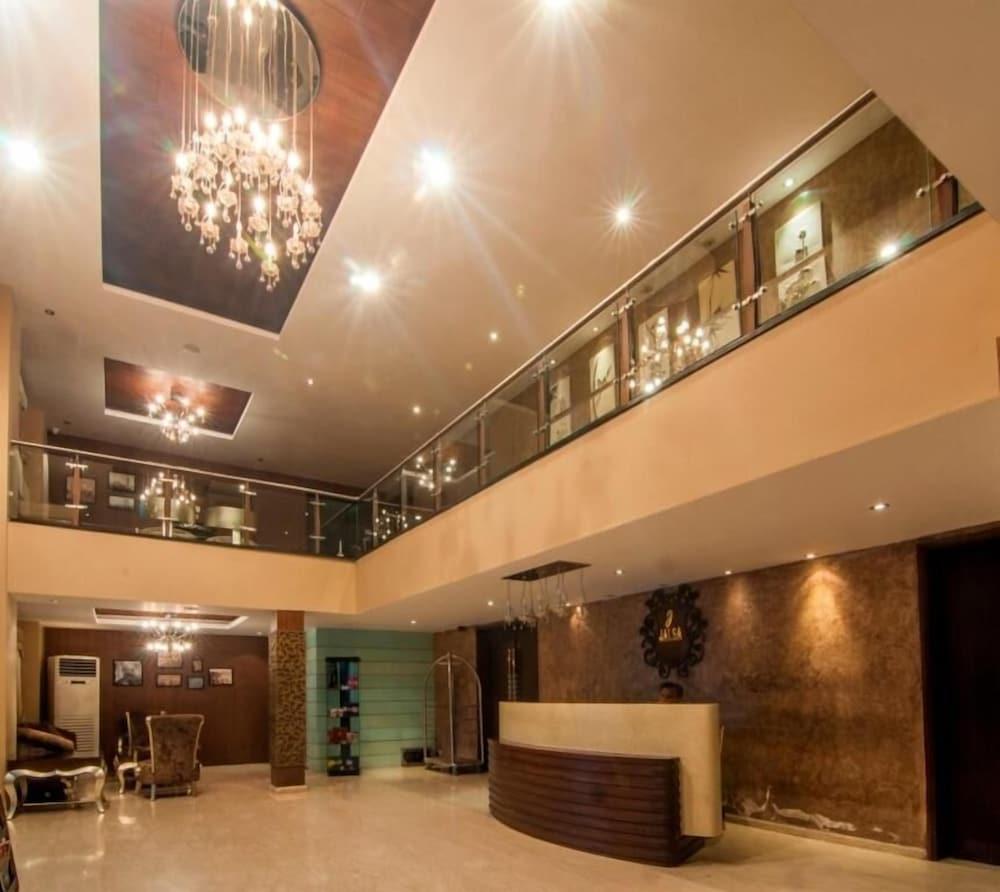 Jalsa Hotel & Banquets - Lobby