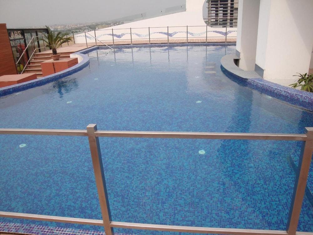 Senses Hotel - Pool