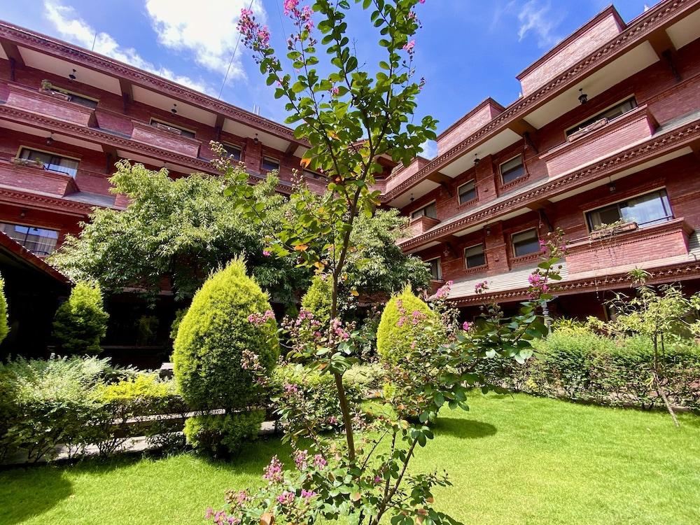 Hotel Siddhi Manakamana - Exterior