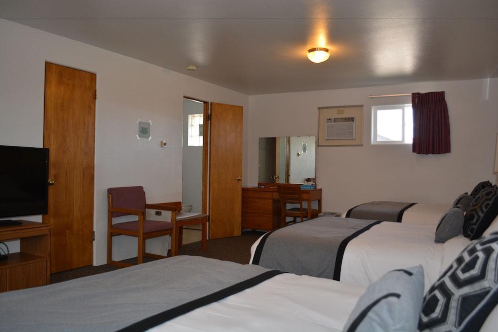 Sage Motel - Room