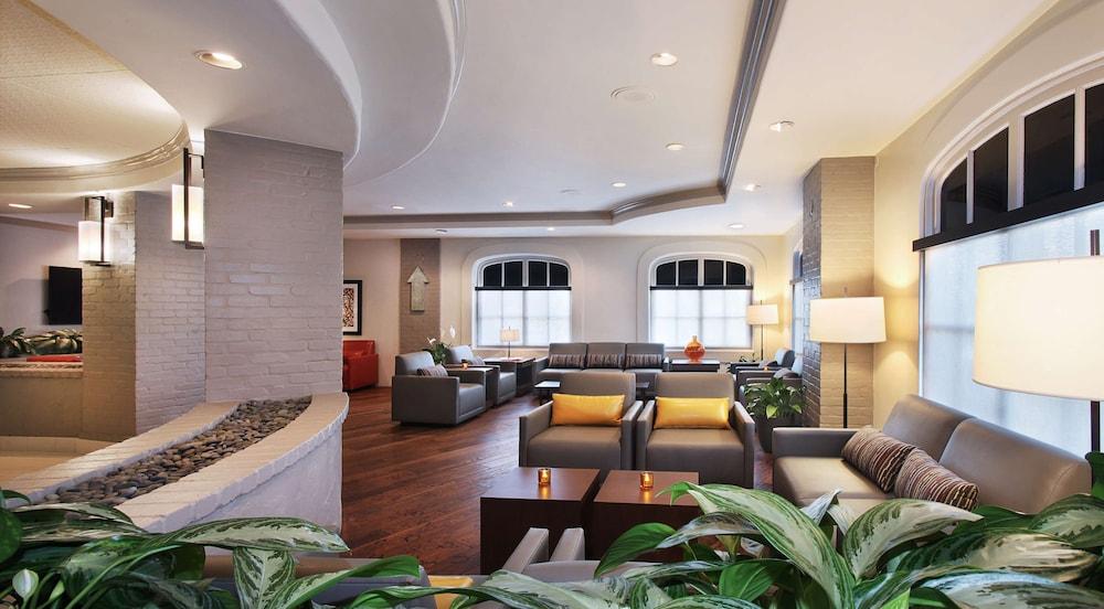 Embassy Suites by Hilton Anaheim North - Reception