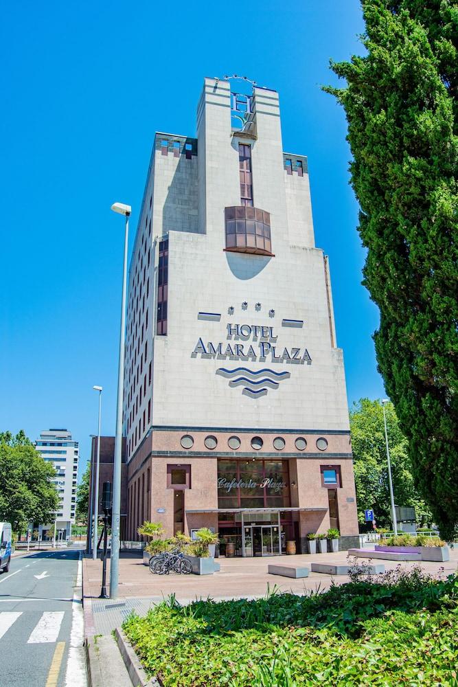 Hotel Silken Amara Plaza - Featured Image