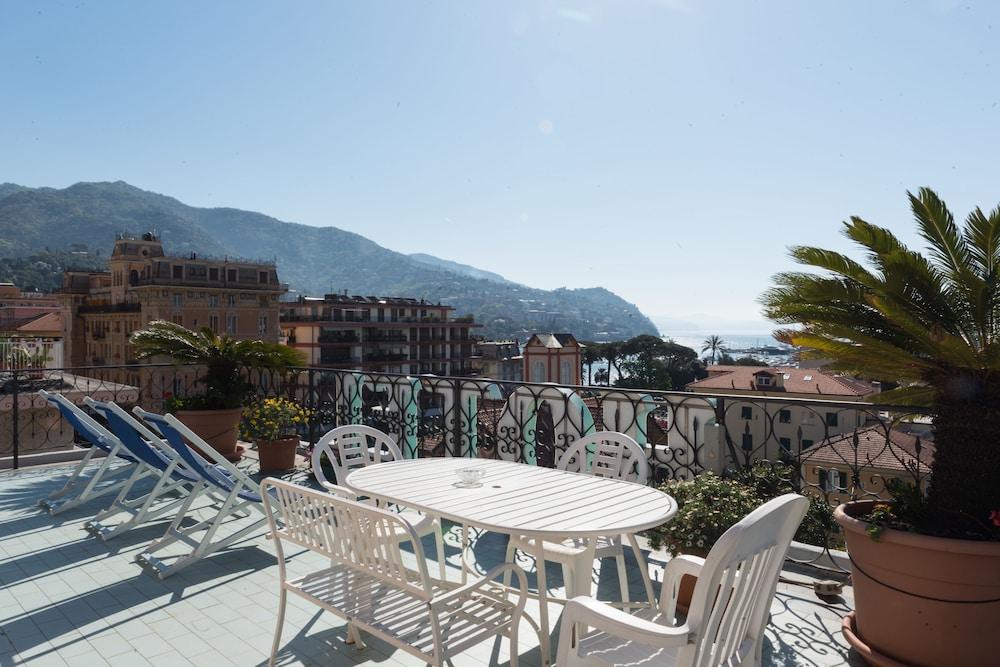 Hotel Stella Rapallo - Featured Image