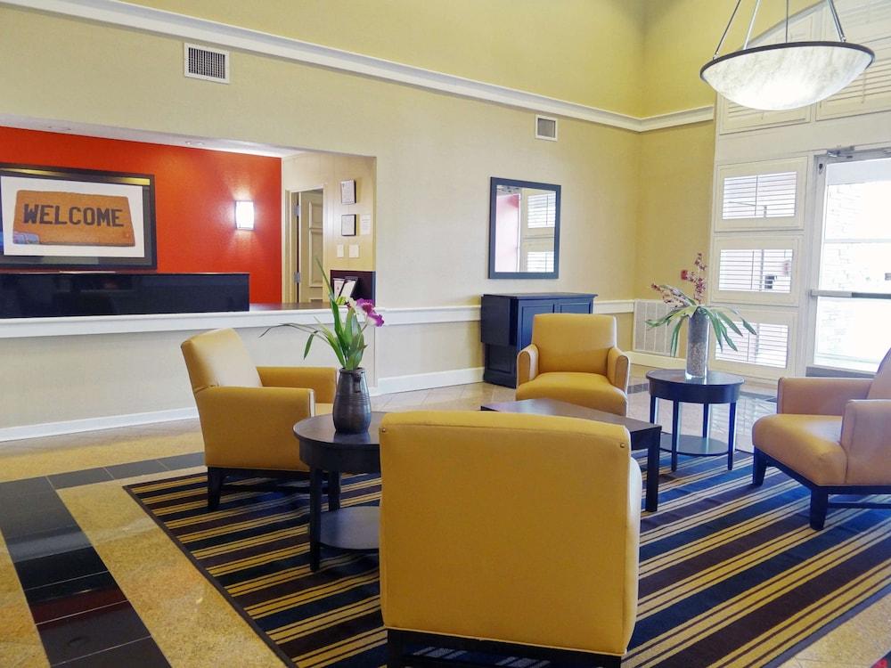 Extended Stay America Suites Austin North Central - Lobby