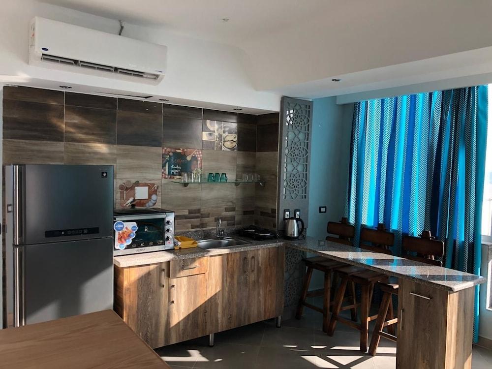 Sea view Studio at heart of Hurghada - Private kitchen