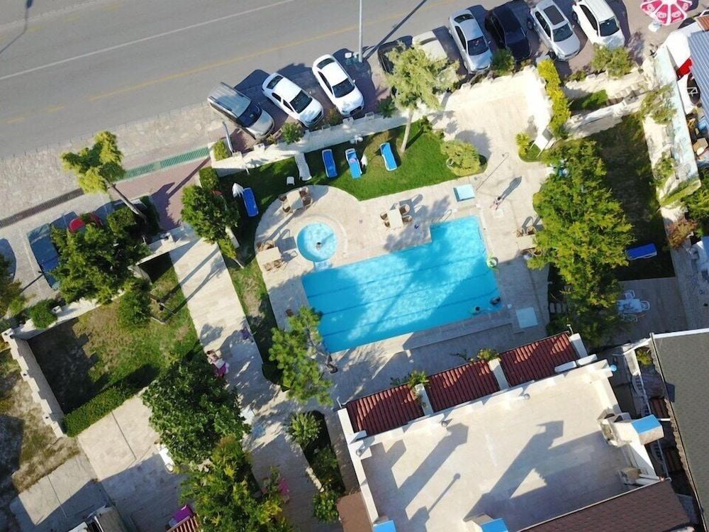 Hotel Hal - Tur - Aerial View