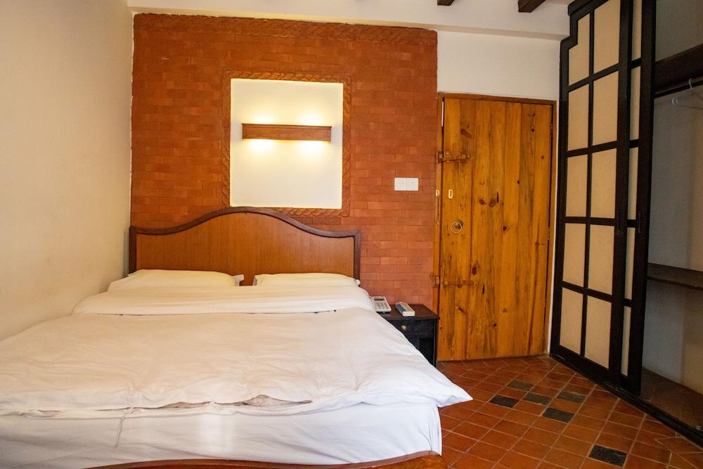 Hotel Ganesh Himal - Room