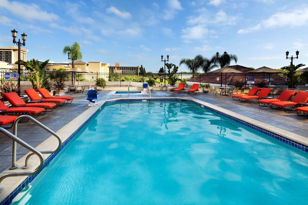 DoubleTree Suites by Hilton Anaheim Rsrt - Conv Cntr - Pool