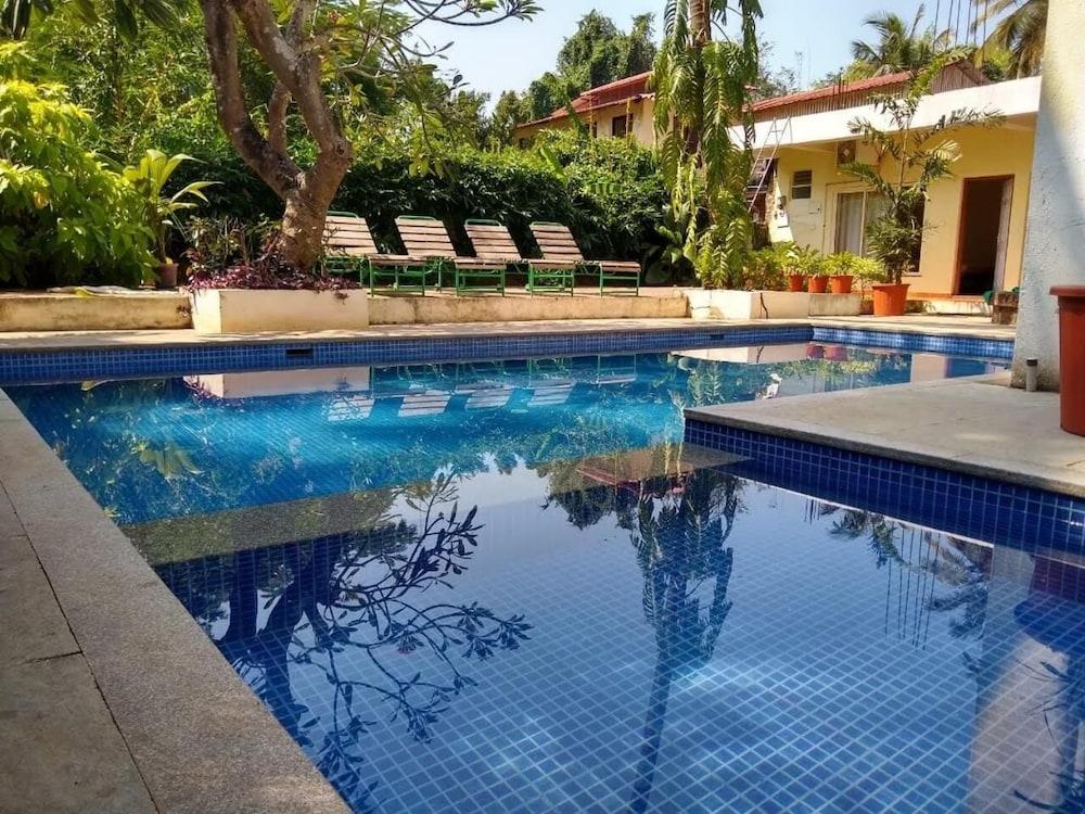 Banyan Tree Courtyard - Pool