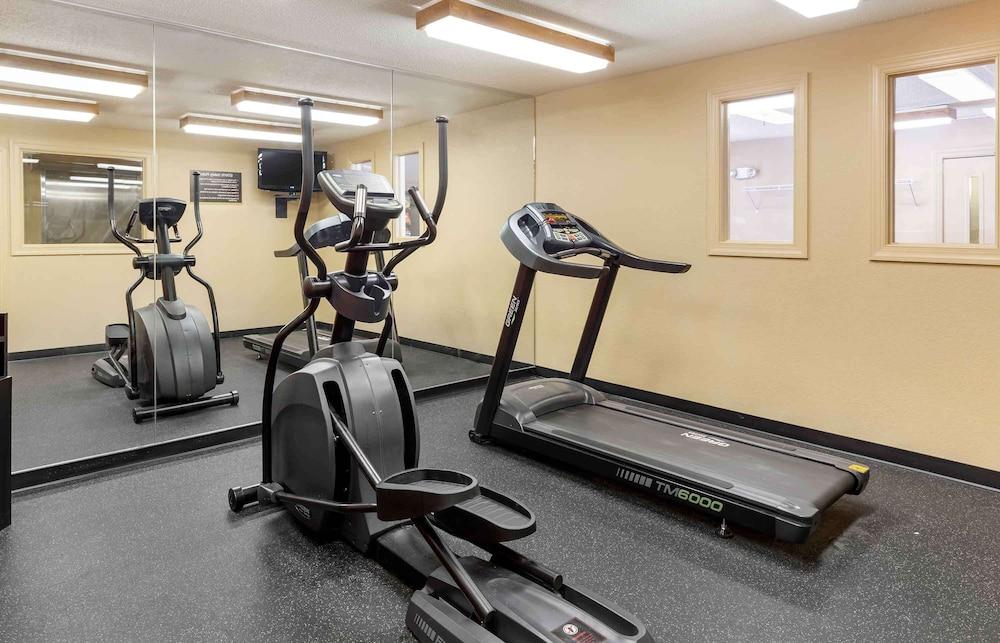 Extended Stay America Suites Raleigh Cary Regency Parkway S - Fitness Facility