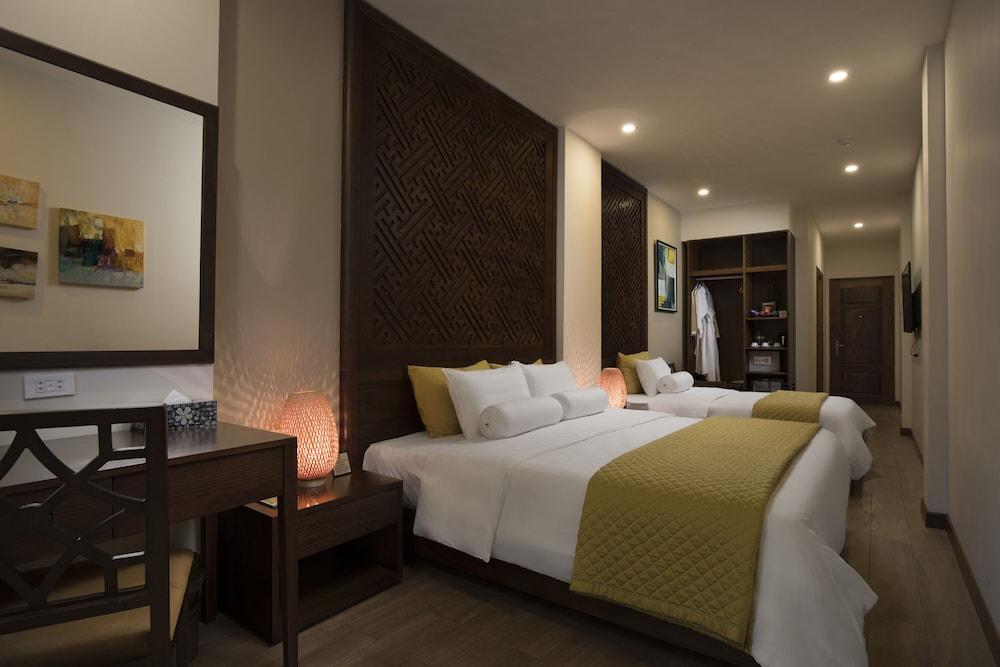 Hanoi Lakeside Premium Hotel - Room
