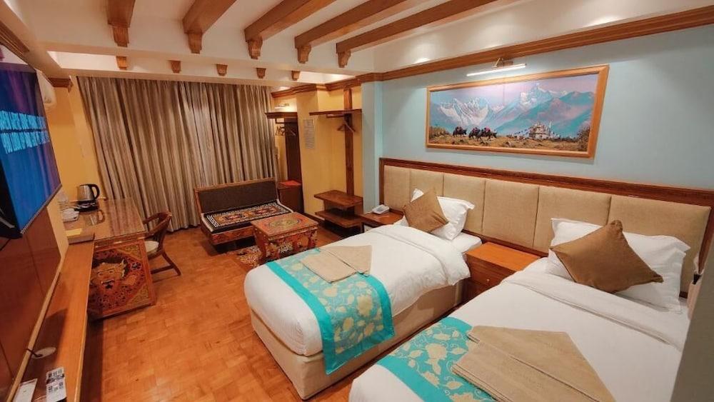 Sherpa Home Hotel - Room
