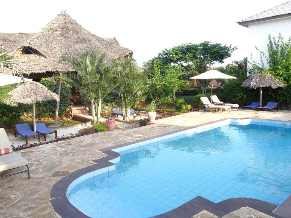 Zanzibar Star Resort - Pool