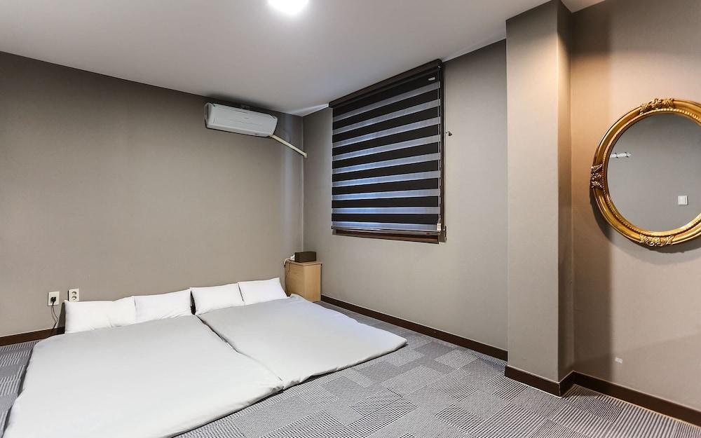Jeju Sanjimul Hotel - Room