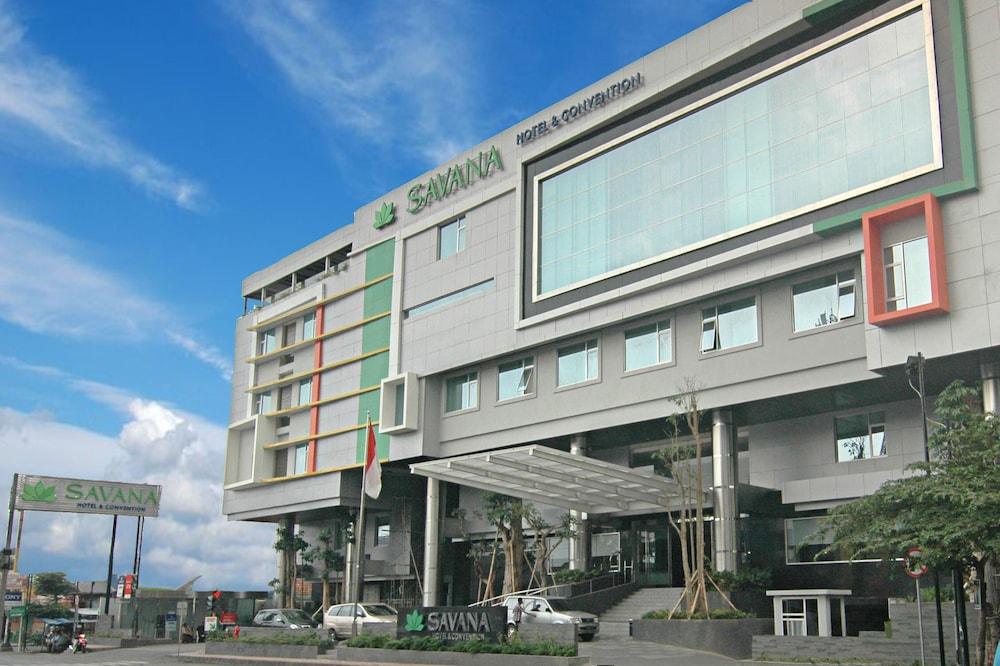 Savana Hotel & Convention Malang - Featured Image