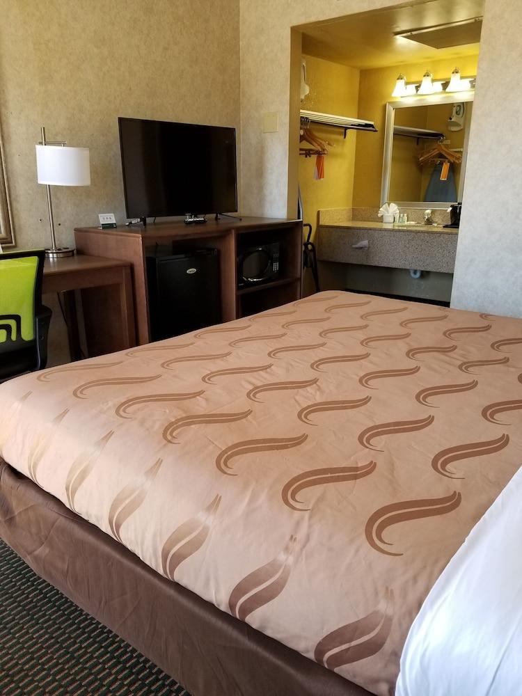 Quality Inn Flagstaff East I-40 - Room