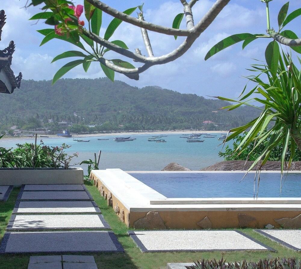 Beach Balcony Ocean View Villa - Outdoor Pool
